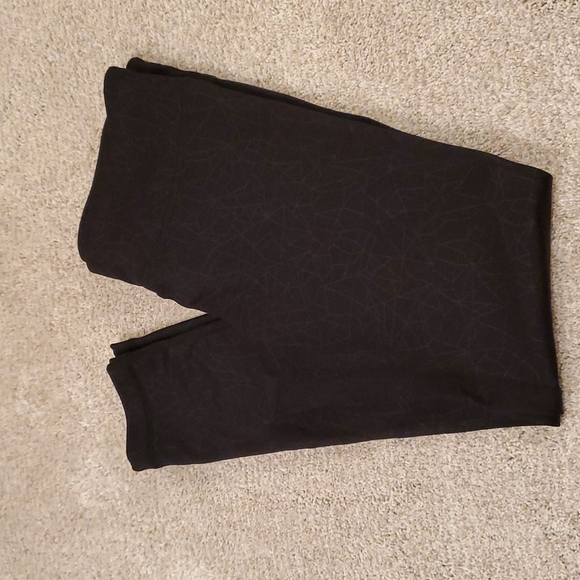 Kirkland’s Sleek Geo Patterned High Rise Compression Active Leggings Wicking LG - Picture 6 of 16